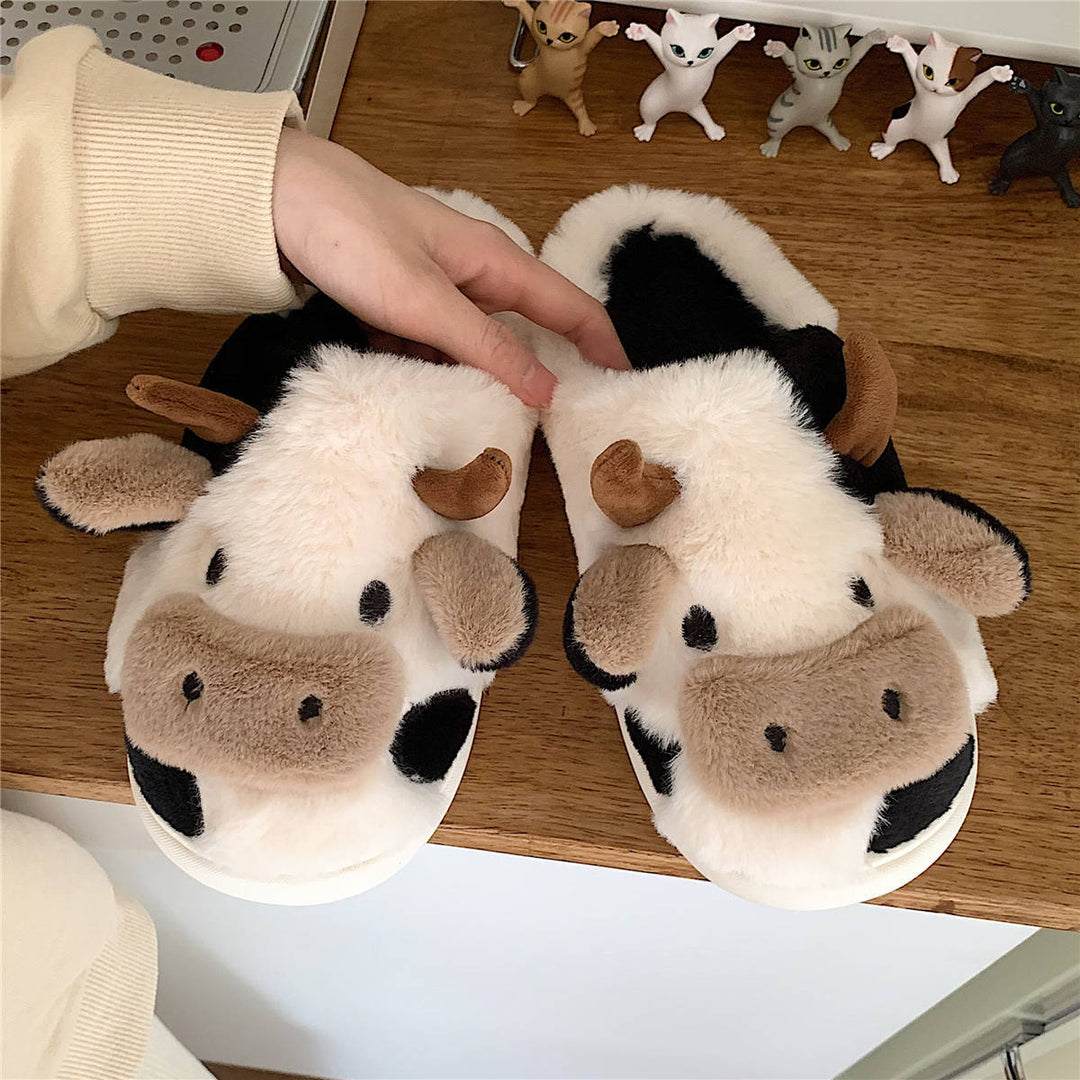 Fluffy cartoon cow house slippers