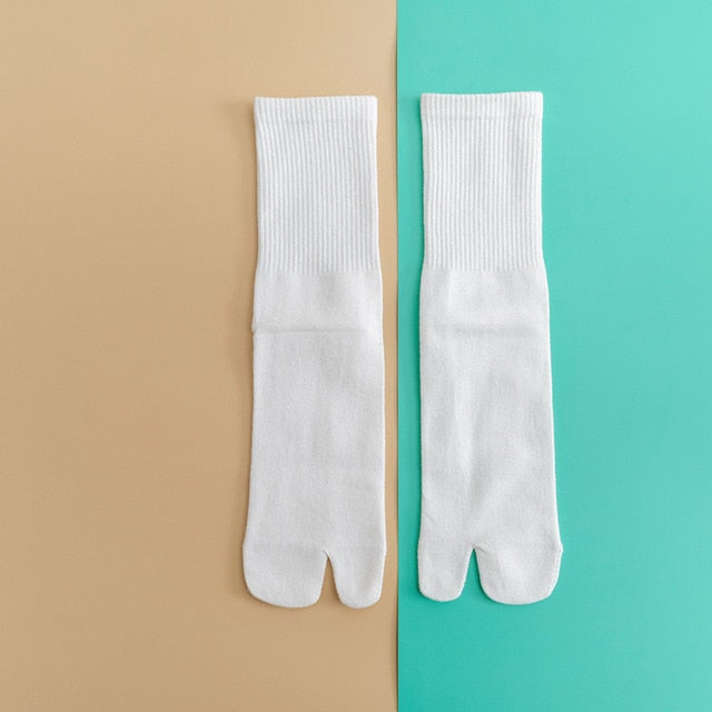 Two-Toe Socks with Ribbed Cuff for Active Wear