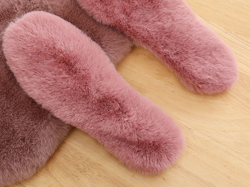 Plush faux fur winter insoles