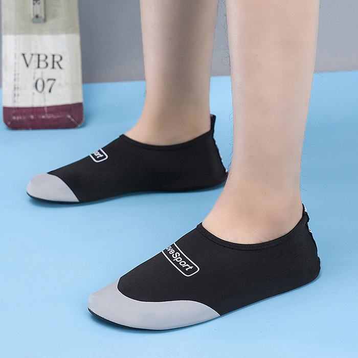 Women's Barefoot Shoes Lightweight Slip-On Water Socks
