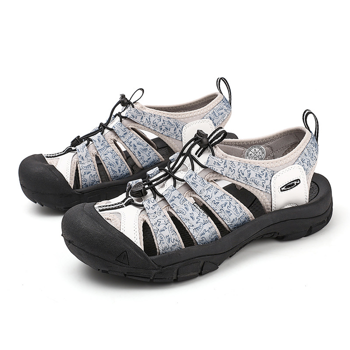 Women's Closed-Toe Sport Sandals with Bungee Lacing